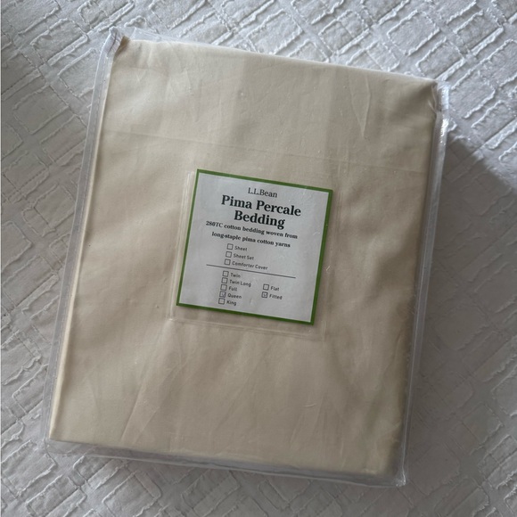 LL Bean Pima Percale 280 Thread Count Sheet Fitted Queen, Cream - Picture 1 of 1